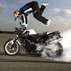 Motorcycle Stunt Wallpapers