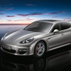 Porsche Panamera Turbo Wallpapers