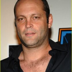 Vince Vaughn: Bald and Not So Beautiful: Photo 534651