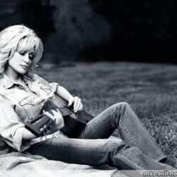 Wallpapers Dolly Parton PC, Laptop or mobile cell phone