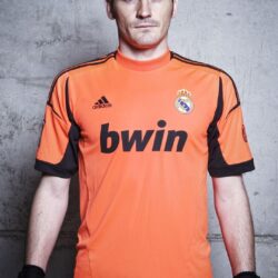 Iker Casillas htc one wallpapers