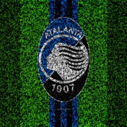 Download wallpapers Atalanta BC, 4k, logo, football lawn, Italian