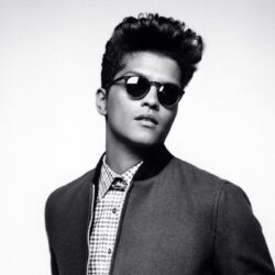 43 Desktop Image of Bruno Mars