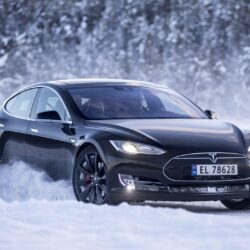 2016 Tesla Model S In Snow Front Hd Wallpapers 35 1920 X 1080 16662