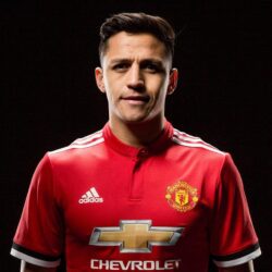 Alexis Sanchez joins Manchester United