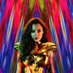 Wonder Woman director shares new poster with Gal Gadot in