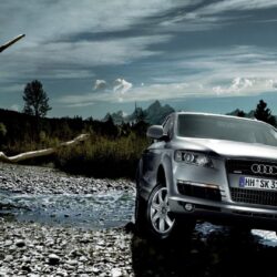 Audi Q7 In Nature wallpapers