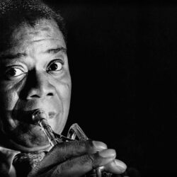 Download Wallpapers louis armstrong, look, pipe, face