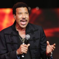free computer wallpapers for lionel richie by Chip Peacock