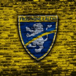 Download wallpapers Frosinone FC, 4k, logo, brick wall, Serie A