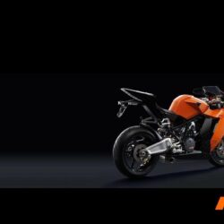 KTM RC8R Wallpapers