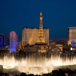 Bellagio Fountains and City View Wallpapers