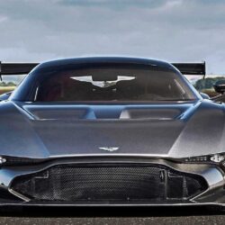2016 Aston Martin VULCAN Meets Legendary Avro Vulcan Namesake