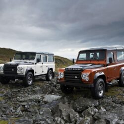 Land Rover Wallpapers Pack 464: Land Rover Wallpapers, 45 Land