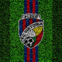 Download wallpapers FC Viktoria Plzen, 4k, logo, football lawn, blue