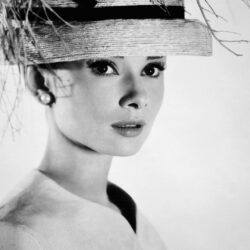 5 Reasons To Love Audrey Hepburn