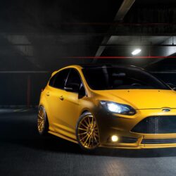 Ford Focus ST Wallpapers