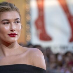 Hailey Baldwin Wallpapers Image Photos Pictures Backgrounds