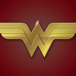 DeviantArt: More Like WONDER WOMAN WALLPAPER by CrimzonStar