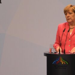 Merkel at odds with her own party over refugees – EURACTIV