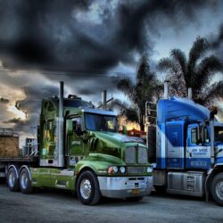 Wide HD Freightliner Cascadia Trucks Wallpapers