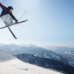 20 Skiing HD Wallpapers
