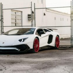 MC Lamborghini Aventador SV Wallpapers