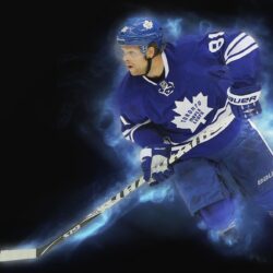 Famous Hockey player Toronto Phil Kessel wallpapers and image