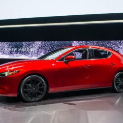 2019 Mazda 3 brings premium look, tech to compact segment