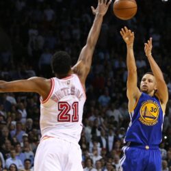 Curry won’t let Whiteside’s block party stop his 3s