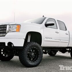 Beast Within: Lift Kit on a 2008 GMC Sierra 2500HD Photo & Image Gallery