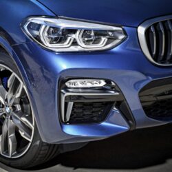 2019 BMW X3 Engine Wallpapers