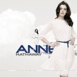 Anne Hathaway High Resolution Image Wallpapers
