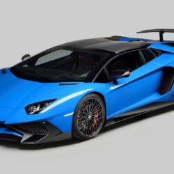 Lamborghini Aventador SV Roadster Wallpapers