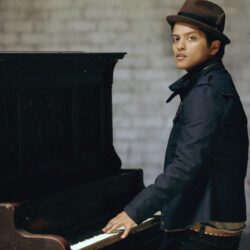 Bruno Mars Wallpapers HD