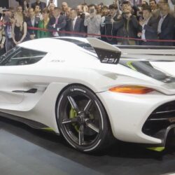 Koenigsegg Jesko Variant Aims To Break 300 MPH