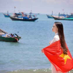 Wallpapers sea, summer, girl, face, dress, flag, Vietnam image for