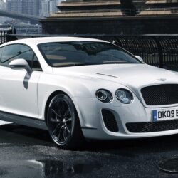 2012 Bentley Continental Supersports Photos and Wallpapers