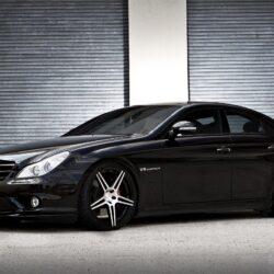 Mercedes Benz CLS55 AMG Wallpapers