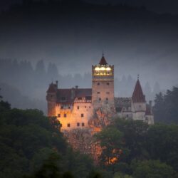 Draculas Castle, Bran, Transylvania, Romania Wallpapers Wallpapers