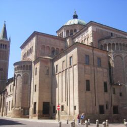 Cathedral in Parma, Italy wallpapers and image