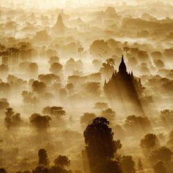 Sunrise in Bagan, Myanmar wallpapers