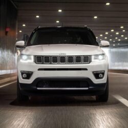 2017 Jeep Compass Limited 3 Wallpapers