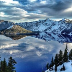 Crater Lake National Park Mountain Reflection Wallpapers