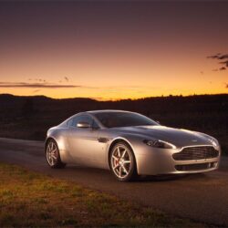 Lovely Aston Martin V8 Vantage HQ Pics