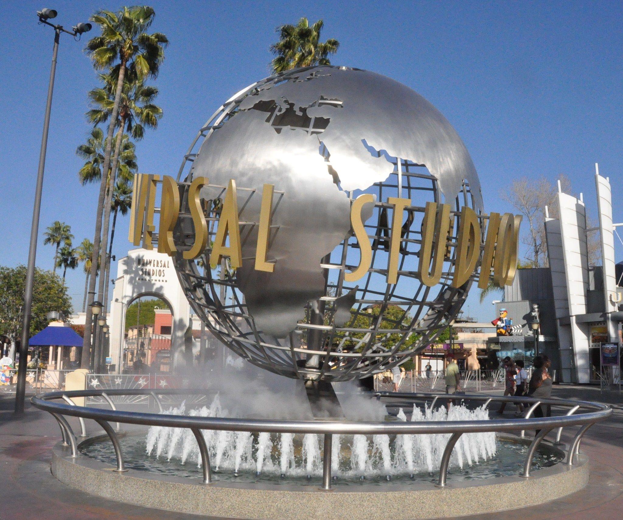 Голливудские киностудии. Юниверсал Лос Анджелес. Парк Юниверсал в Лос Анджелесе. Юниверсал студио в Лос-Анджелесе. Студия Юниверсал, Лос-Анджелес (Universal Studios Hollywood).