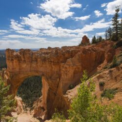 Rocky bridge in Bryce Canyon National Park wallpapers