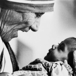 Mother Teresa officially becomes a saint, canonized by Pope Francis
