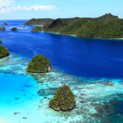Raja Ampat Haven Eye Beautiful Hd Wallpapers Blue Ocean Island