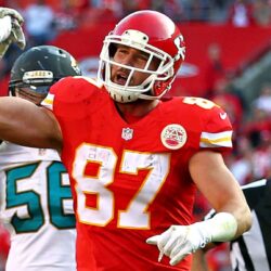Chiefs’ Travis Kelce fined $24,309 by the NFL for throwing towel